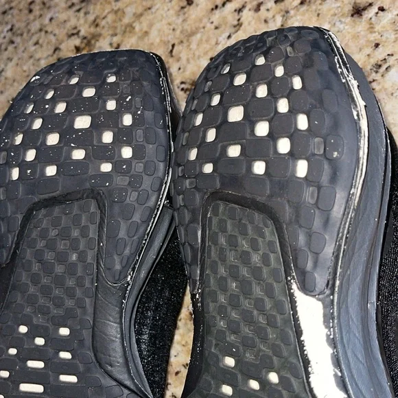 Nike ZoomX Invincible Run 3 - Picture 8 of 12